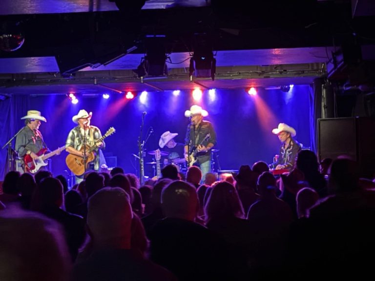 Viva Los Pacaminos! – A Tex-Mex Fiesta at Oran Mor