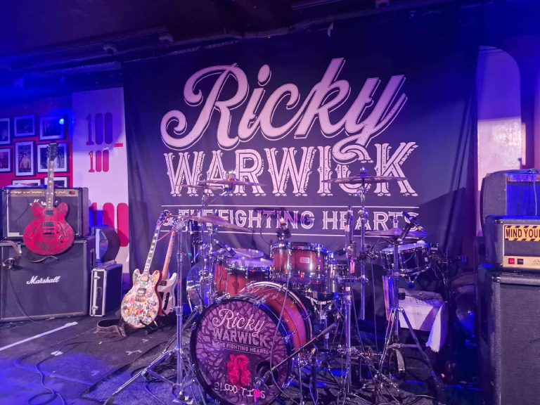 Review: Ricky Warwick and the Fighting Hearts Storm the 100 Club