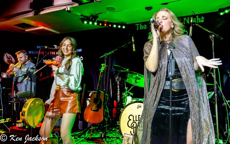  Elles Bailey and Breezy Rodio at the Tuesday Night Music Club