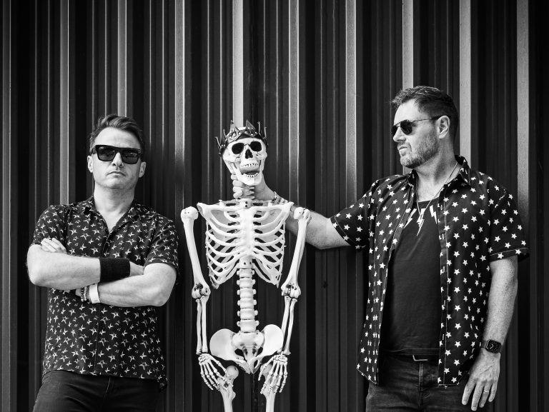 We Three Kings – A Big Smacker Of A Single