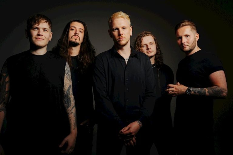 Mason Hill announce new tour dates in November, new album “World So Wonderful” will be released on 23rd October on 7Hz Productions.