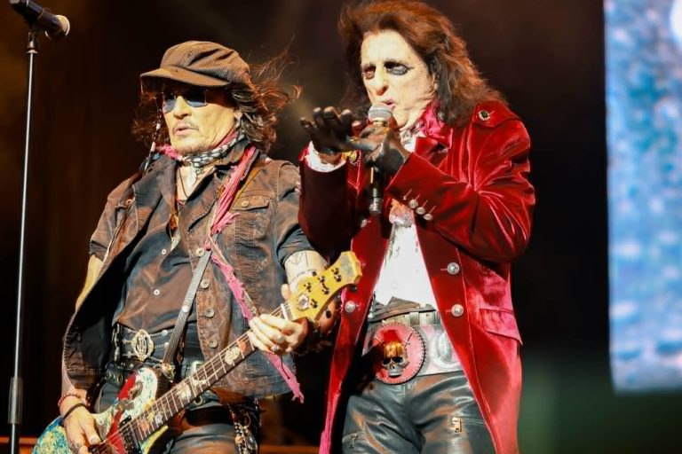 Hollywood Vampires Turn Scarborough Into One Hell Of A Rock ’N’ Roll Party