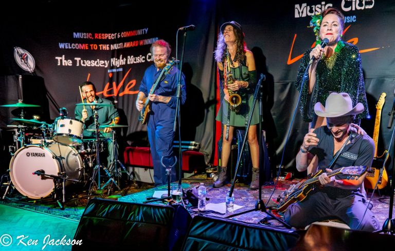  Nothing in Rambling and Sister Suzie at the Tuesday Night Music